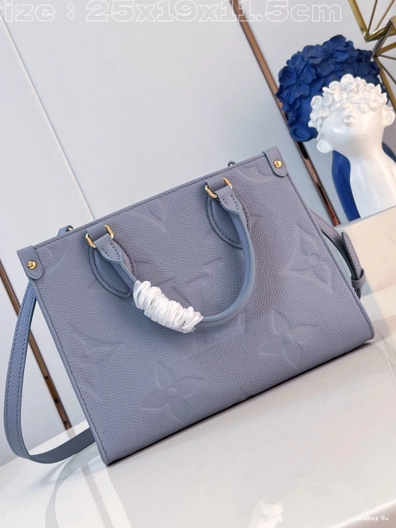 PM-25*19*11.5cm ONTHEGO LOUIS VUITTON 0817